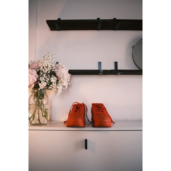 Air Force 1 Low '07 LV8 'University Red', US Men's 8 - Picture 7 of 9